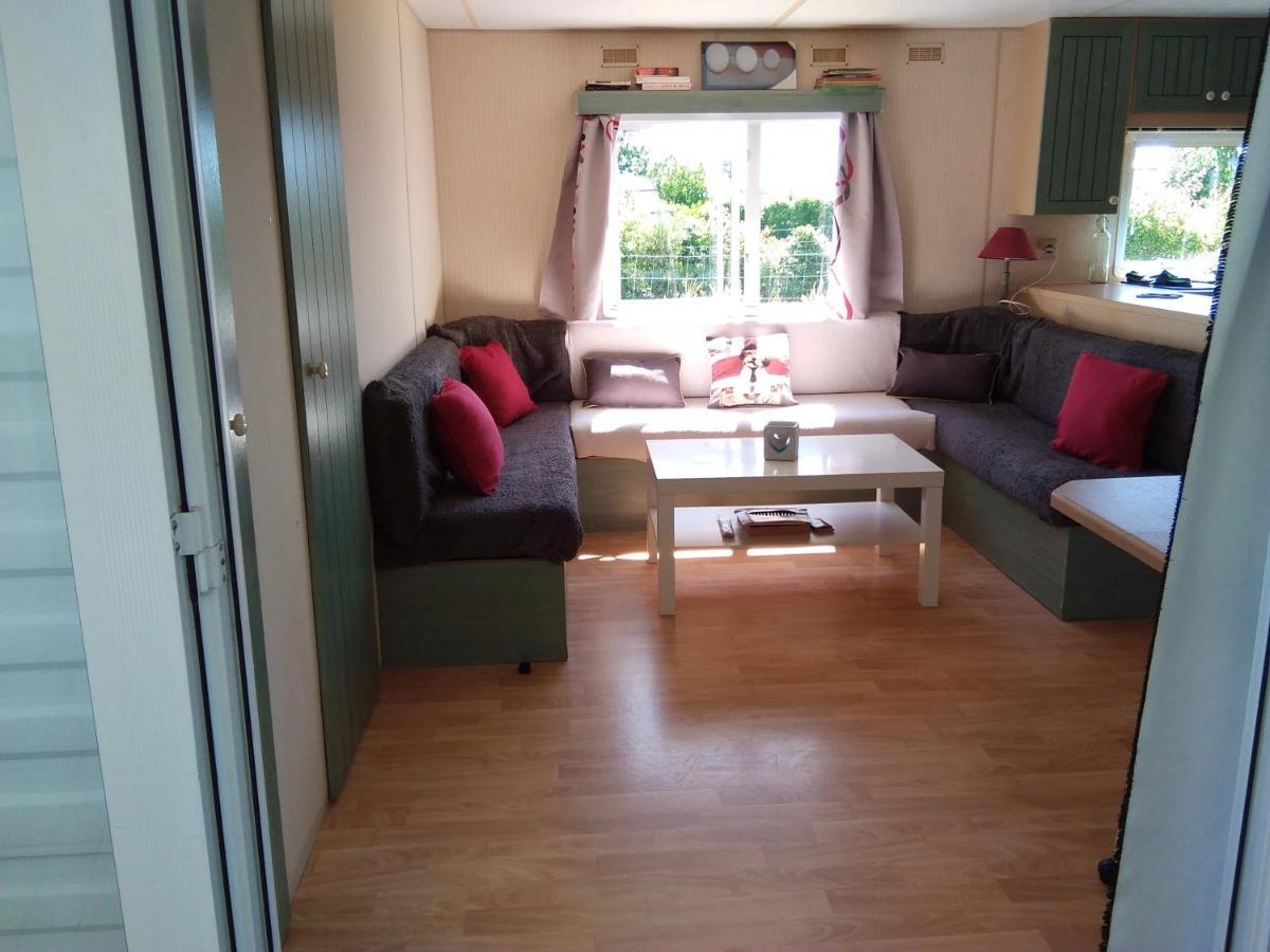 Chalet Plage Lomer ปีเนสตอง ภายนอก รูปภาพ